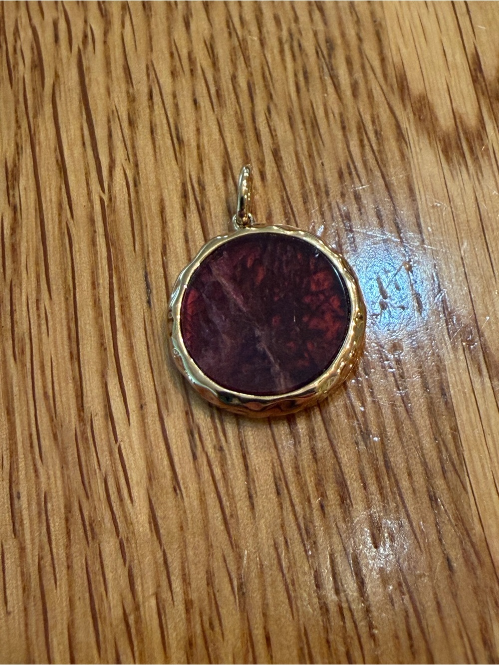 Kendra Scott Small Medallion in Red Labradorite